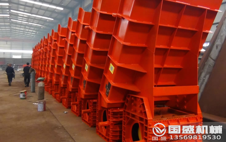 雙質(zhì)體振動(dòng)給煤機(jī) 雙質(zhì)體振動(dòng)給煤機(jī)